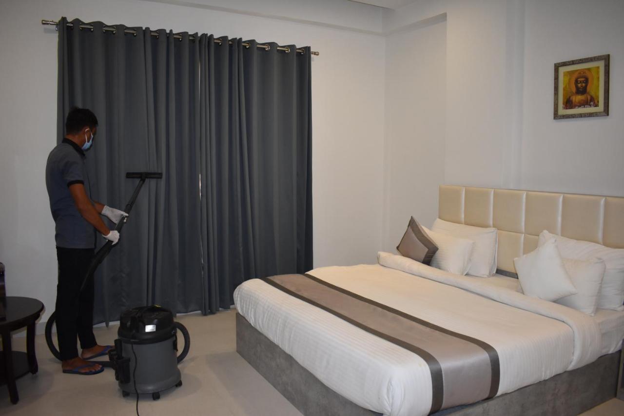 Hotel Siddhartha Inn อุเดเปอร์ ภายนอก รูปภาพ
