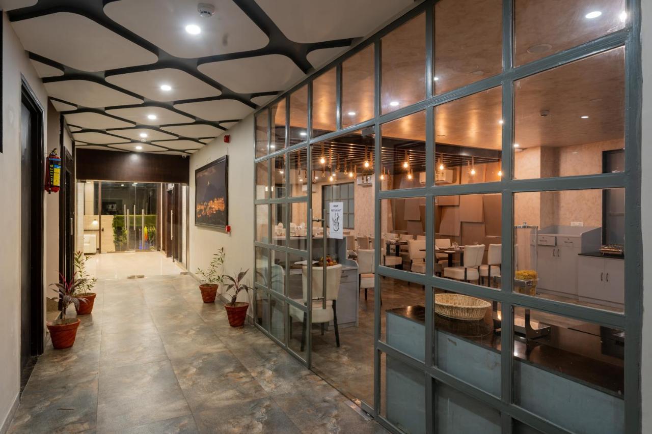 Hotel Siddhartha Inn อุเดเปอร์ ภายนอก รูปภาพ