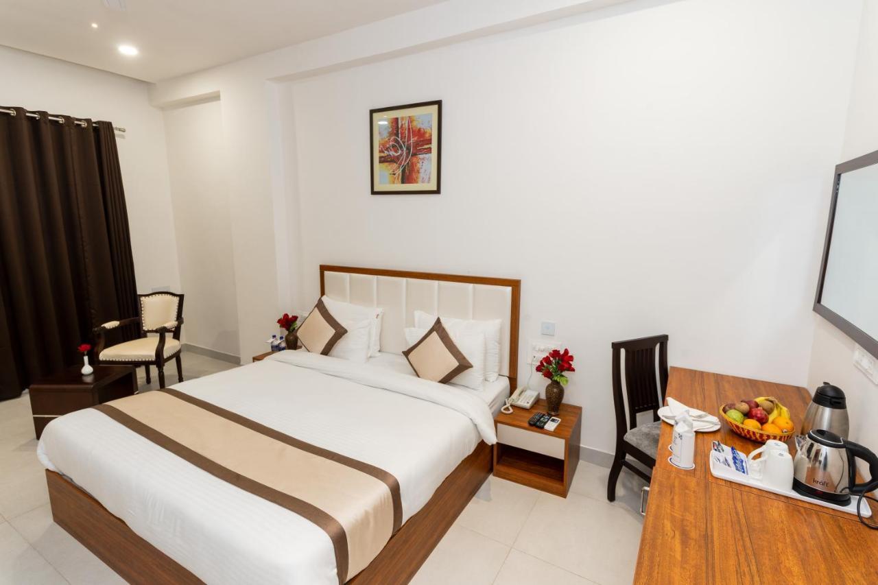 Hotel Siddhartha Inn อุเดเปอร์ ภายนอก รูปภาพ