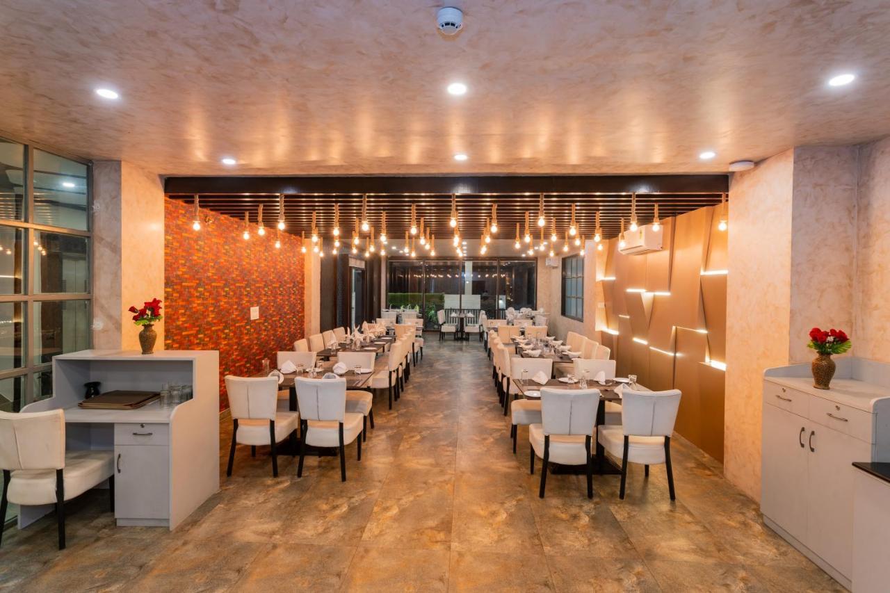 Hotel Siddhartha Inn อุเดเปอร์ ภายนอก รูปภาพ