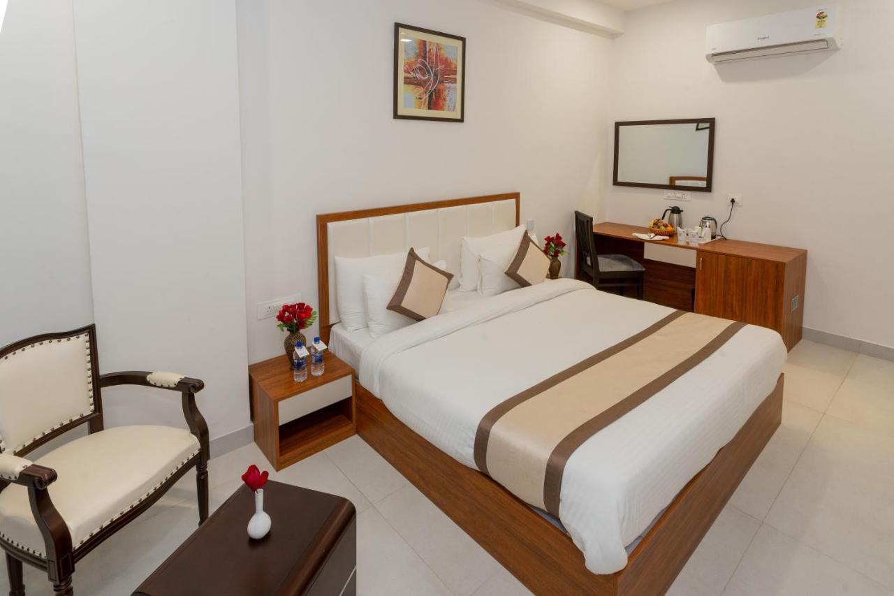 Hotel Siddhartha Inn อุเดเปอร์ ภายนอก รูปภาพ